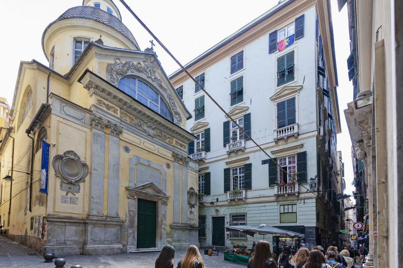 Wood And Stone Apartment In The Historical Center Génova Exterior foto